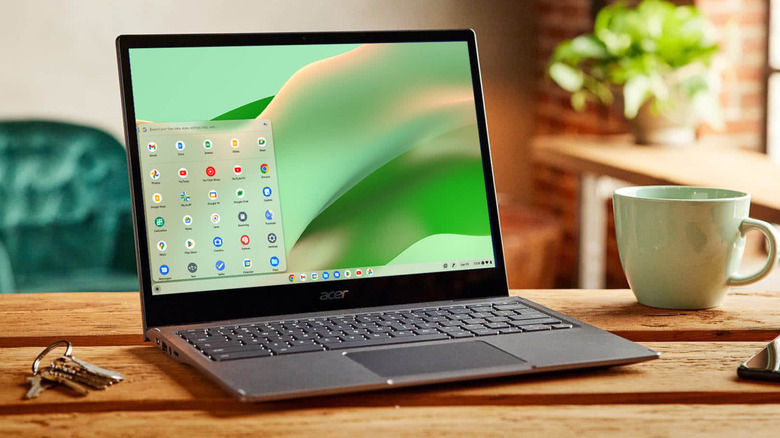 Acer Chromebook table