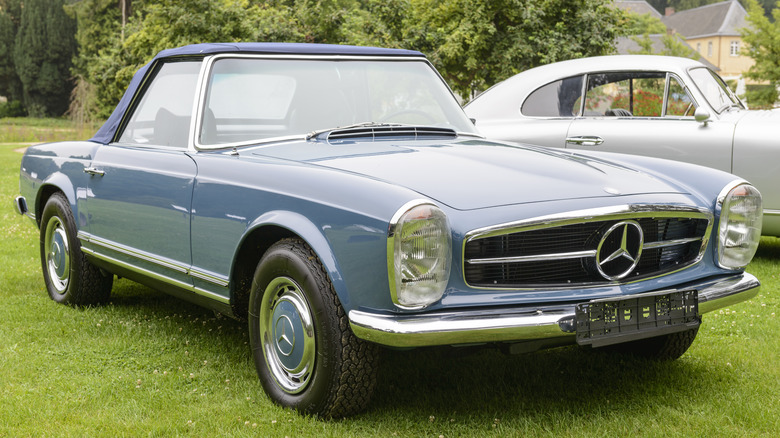 Mercedes-Benz SL Pagoda at a car show