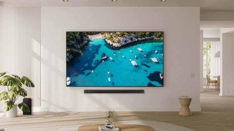 Samsung 98-inch DU9000D mounted on wall