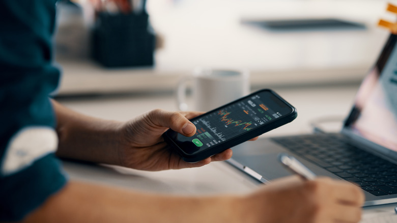 Using phone to calucate finances