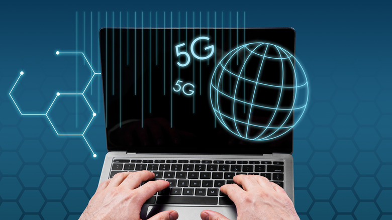 Depiction of 5G connection on a laptop.