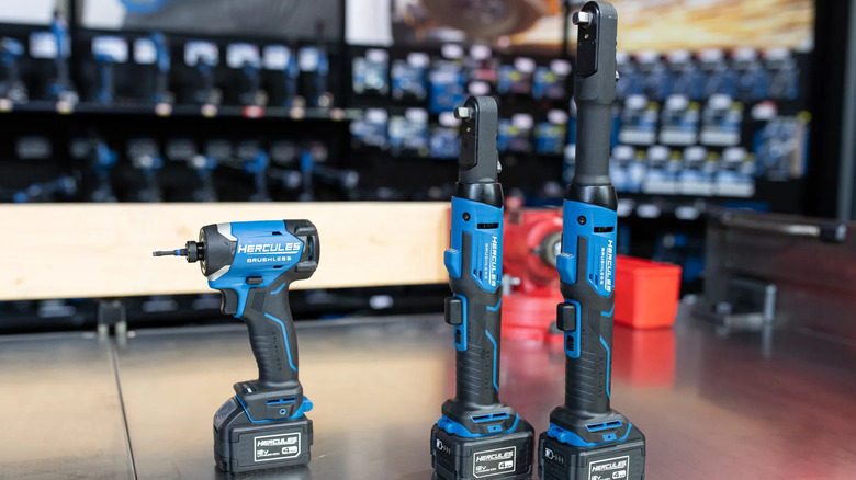 Picture displaying new Hercules Tools