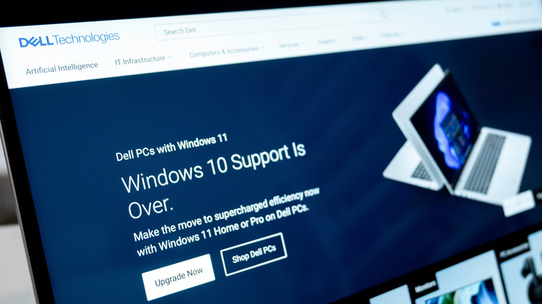 Dell's website opened on a laptop saying Windows 10 support is over.