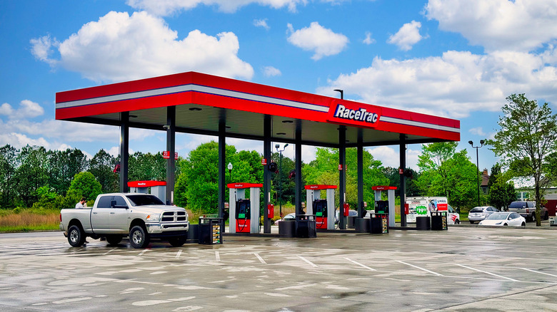 A wide angle shot of a RaceTrac gas station