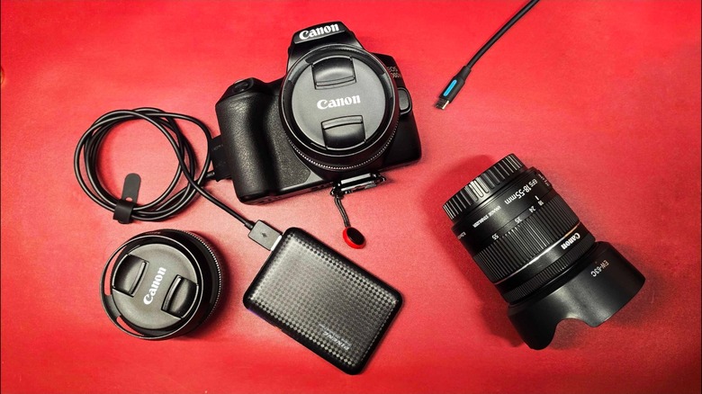 using a powerbank to top-up the battery of a camera