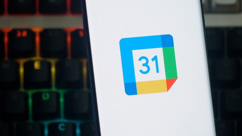 closeup of Google Calendar icon on phone