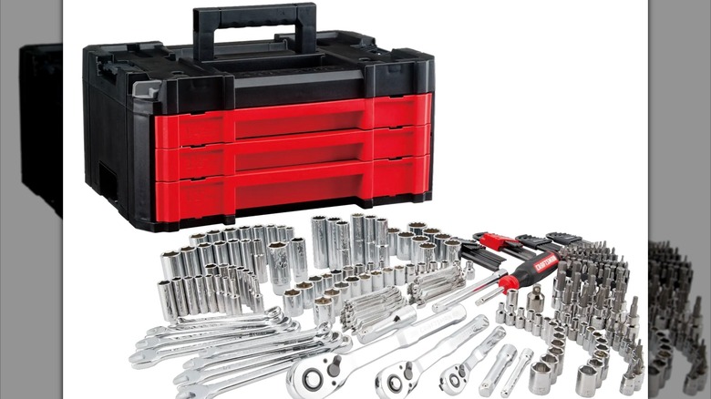 Craftsman VersaStack 262–piece Standard (SAE) and Metric Mechanics Tool Set with Hard Case
