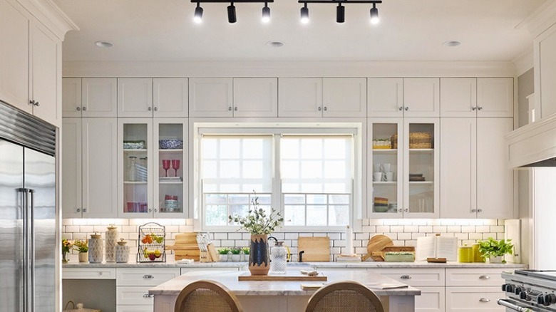A kitchen with Home Depot's Hubspace integrations