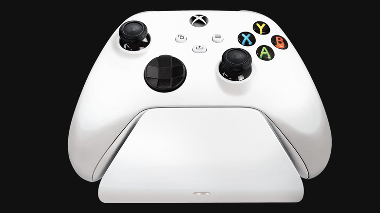 Razer charging stand for Xbox