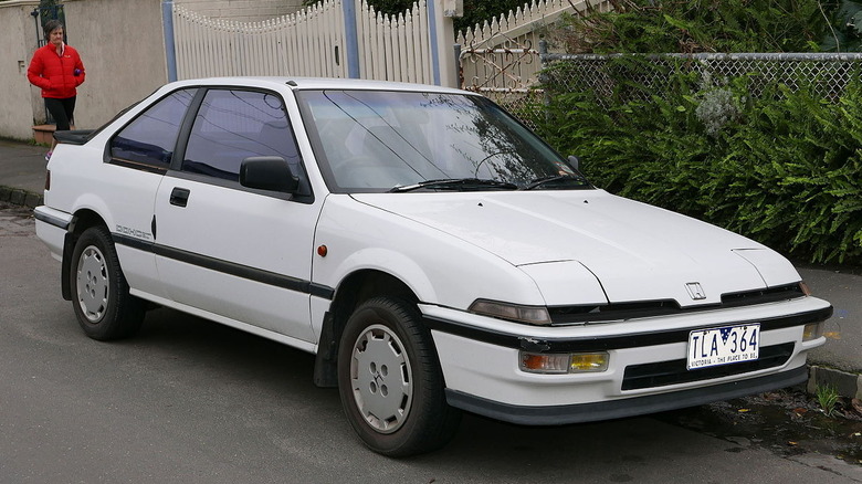 front left 3/4 view white 1989 honda integra