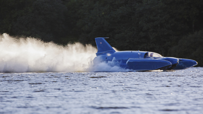 Bluebird K7 motorboat on water