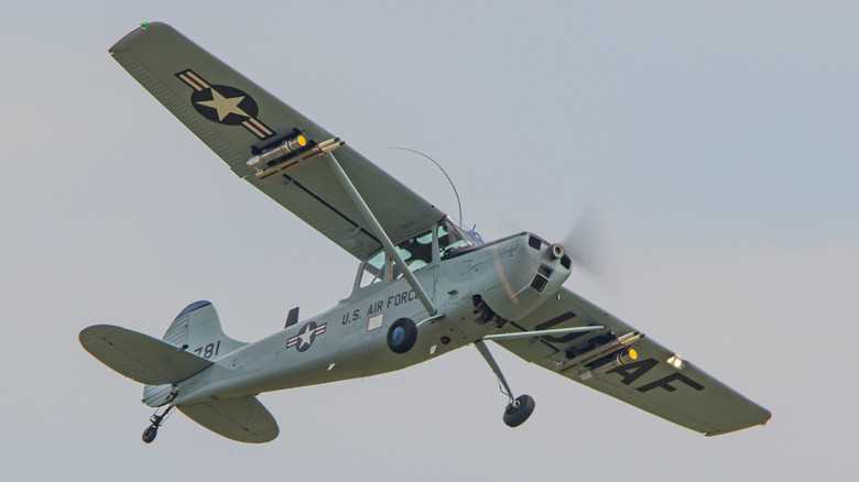 Cessna O-1 Bird Dog flying in Air Force livery