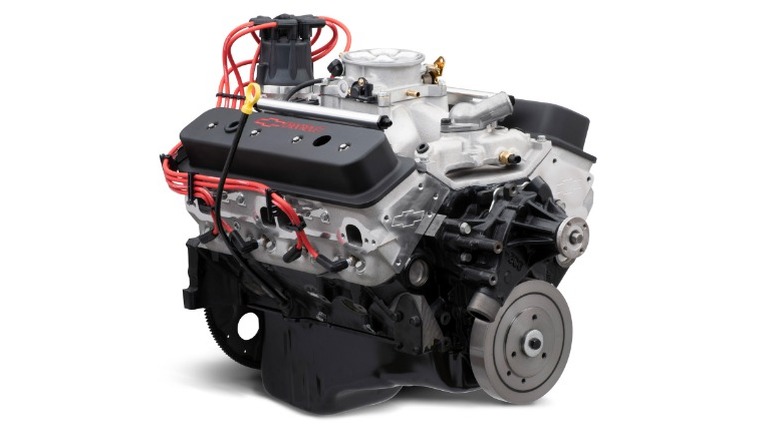 Chevy small block crate engine