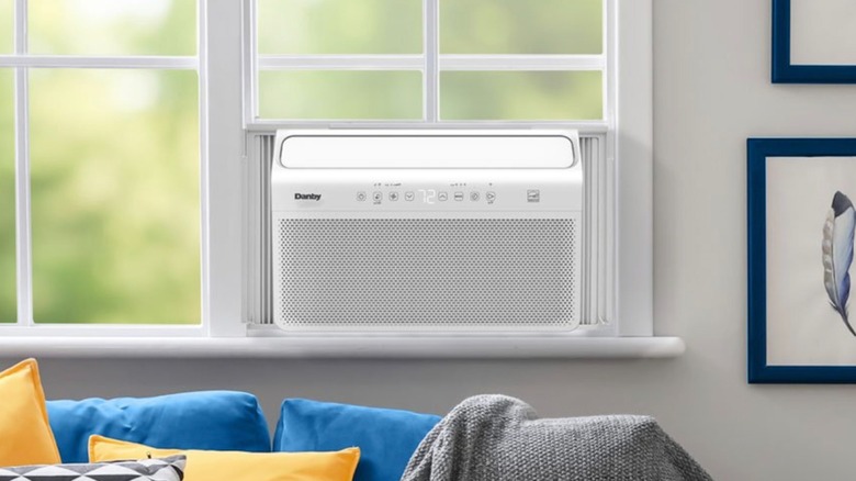 Danby DAC100B8IWDB-6 in a living room window