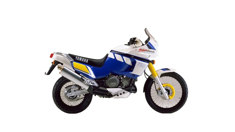 Yamaha XTZ750 on display