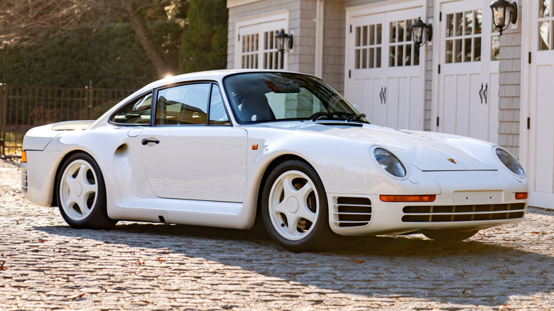 1988 Porsche 959 Sport at a mansion in Miami
