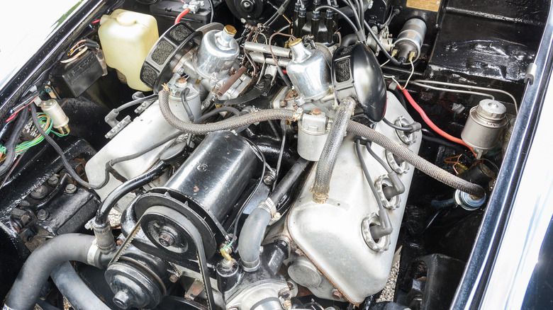 Daimler 2.5-liter V8 inside a Daimler SP250 engine bay