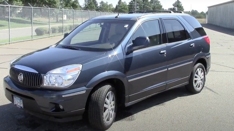 A 2004 Buick Rendezvous