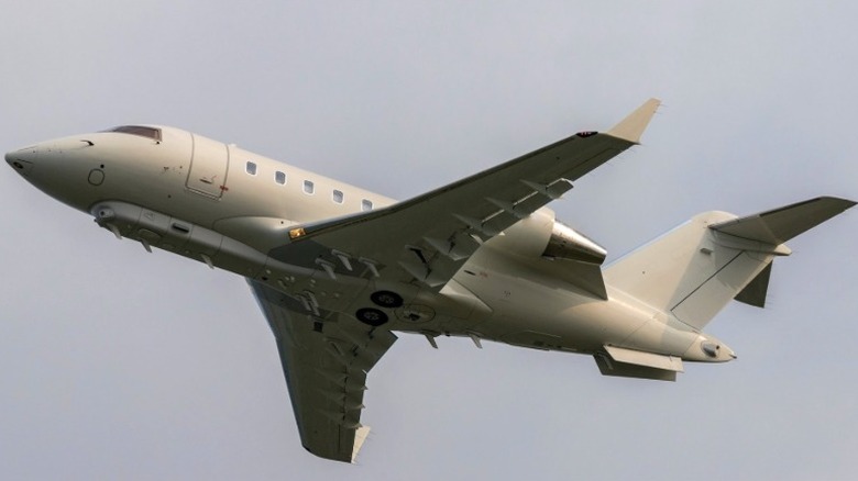 Leidos-modified Bombardier Challenger 650 in flight