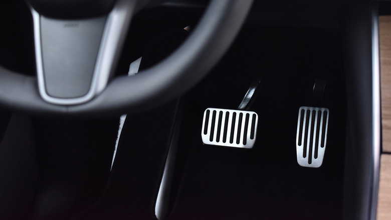 Gas pedal and accelerator on Tesla car