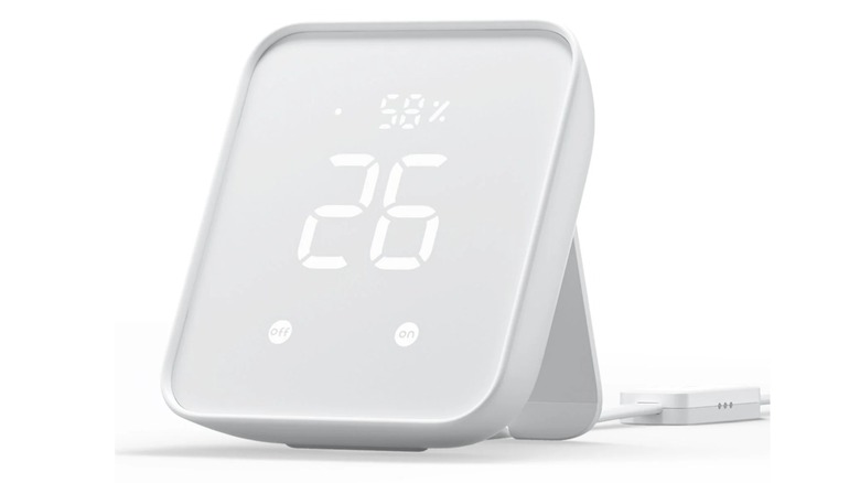 the SwitchBot Hub 2 on a white background