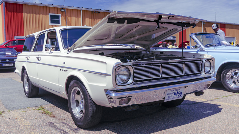 Dodge Dart station wagon