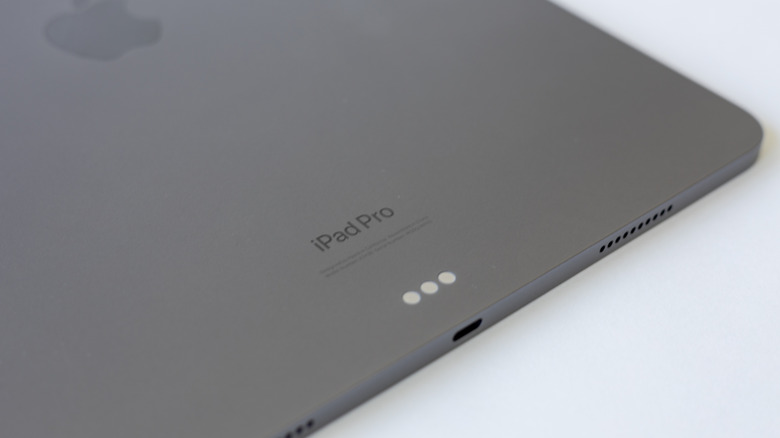 USB-C port on iPad Pro device