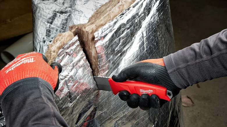 Milwaukee blade cutting insulation