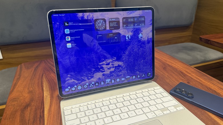 Home Screen of an iPad Pro.