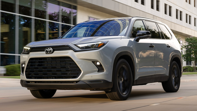 2025 Toyota Grand Highlander Nightshade