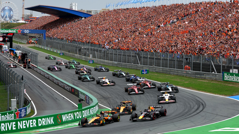 A shot of the opening lap of the 2025 Dutch Grand Prix