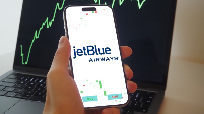 Using Wi-Fi on JetBlue Airways.