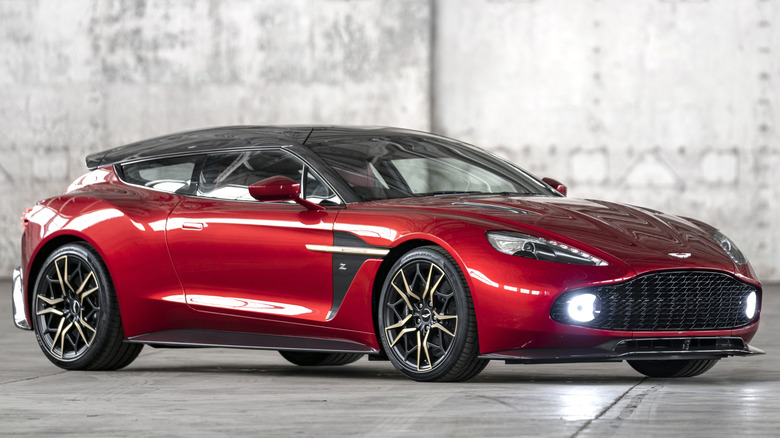 Aston Martin Vanquish Zagato Shooting Brake front 3/4 view