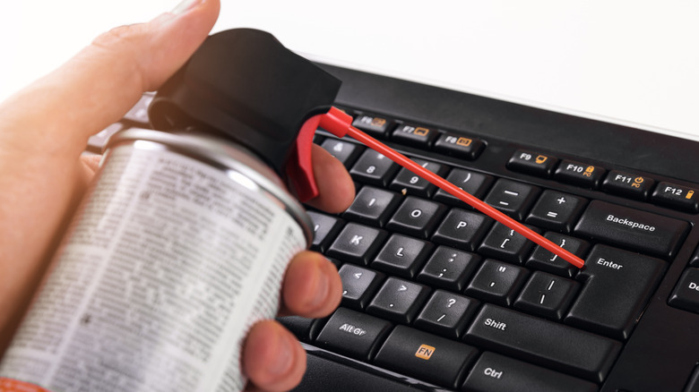 Compressed air can for cleaning keyboards