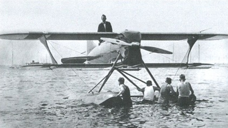 Packard-powered Kirkham-Williams racer from 1929 in the water