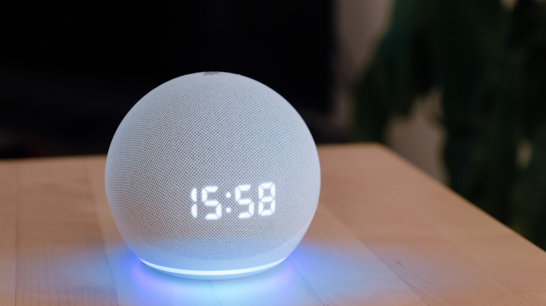 Echo device displaying the time