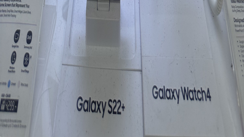 Samsung SS2 Ultra and Galaxy Watch 4 at a phone store