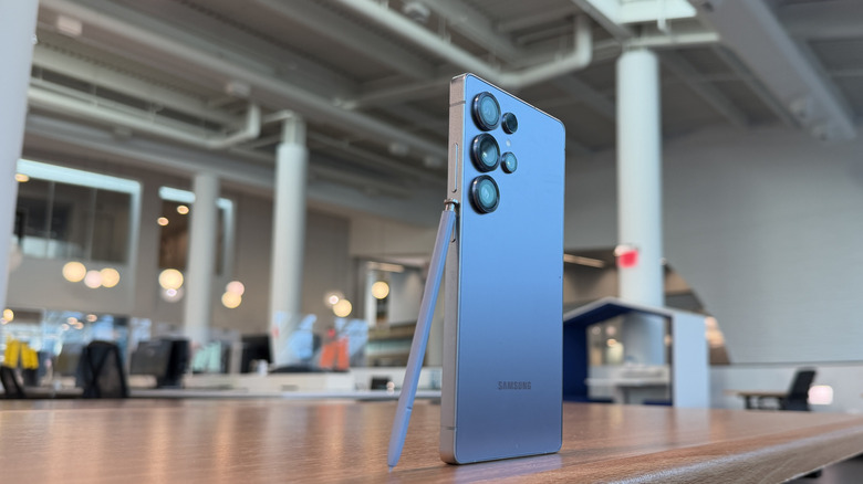 Samsung Galaxy S25 Ultra on a table