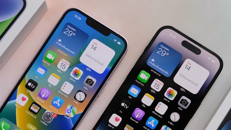 Two iPhone 14 handsets