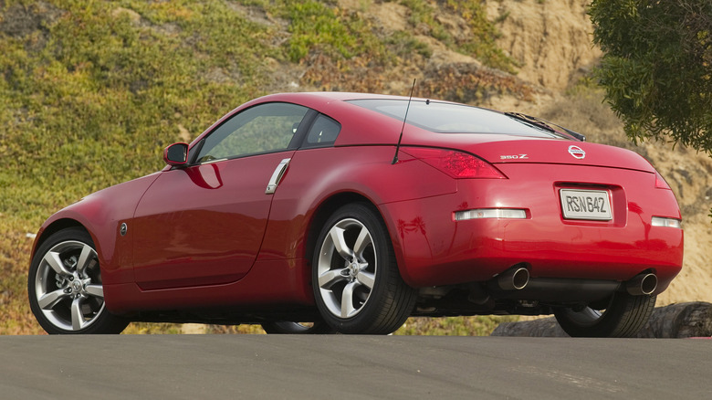 2007 Nissan 350Z, rear-left 3/4 view