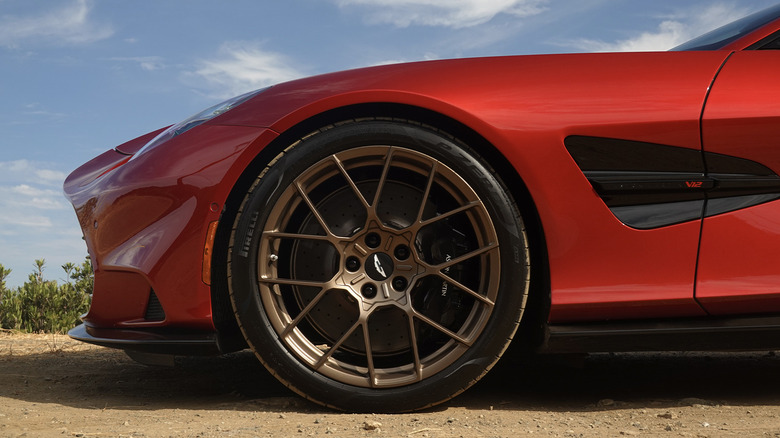 2025 Aston Martin Vanquish front wheel and tire detail