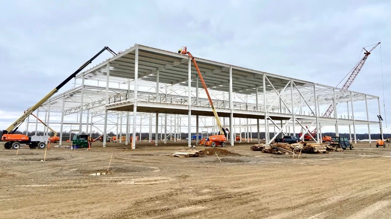Construction of the BlueOval Battery Park Michigan