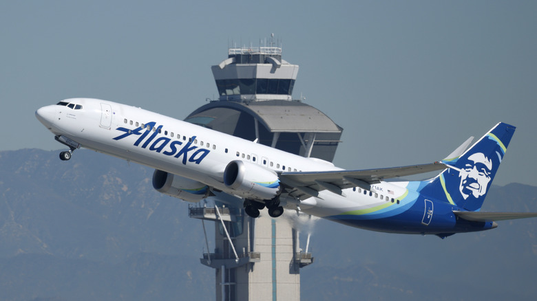 Boeing 737 Max 9 alaska airline