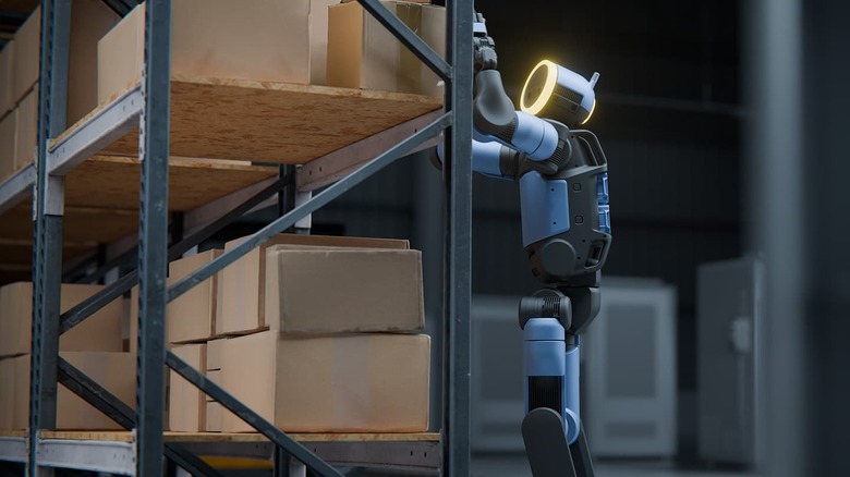 Atlas robot at warehouse working