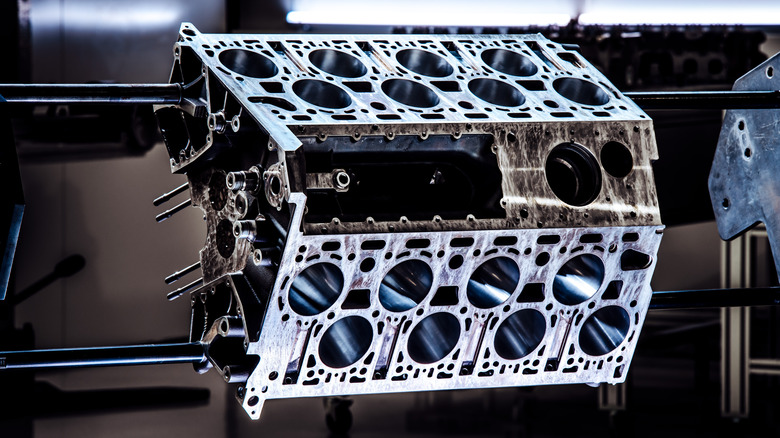 Bugatti W16 block