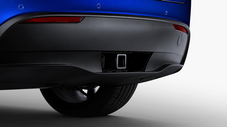 the tesla tow package on a blue model y
