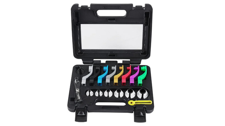 Maddox Master Disconnect Tool Set on display