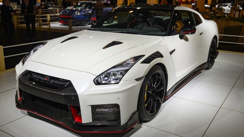Nissan GT-R