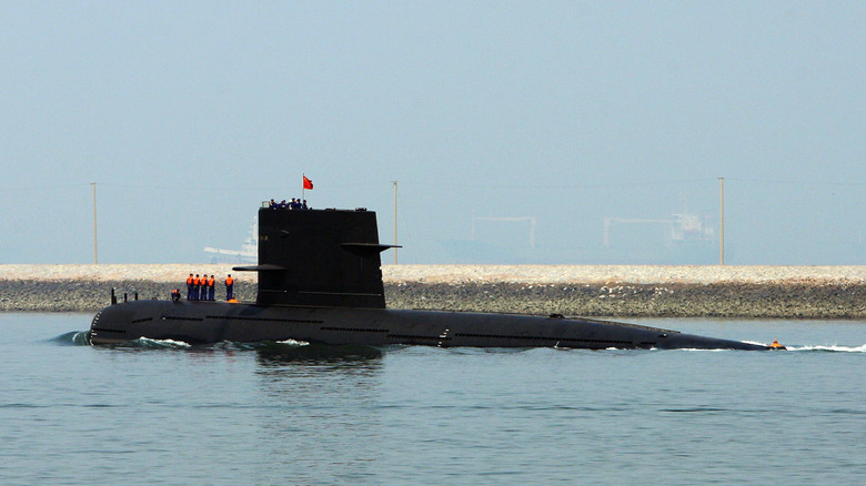 chinese submarine half underwater