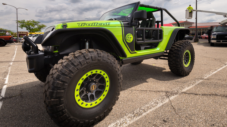Jeep trailcat